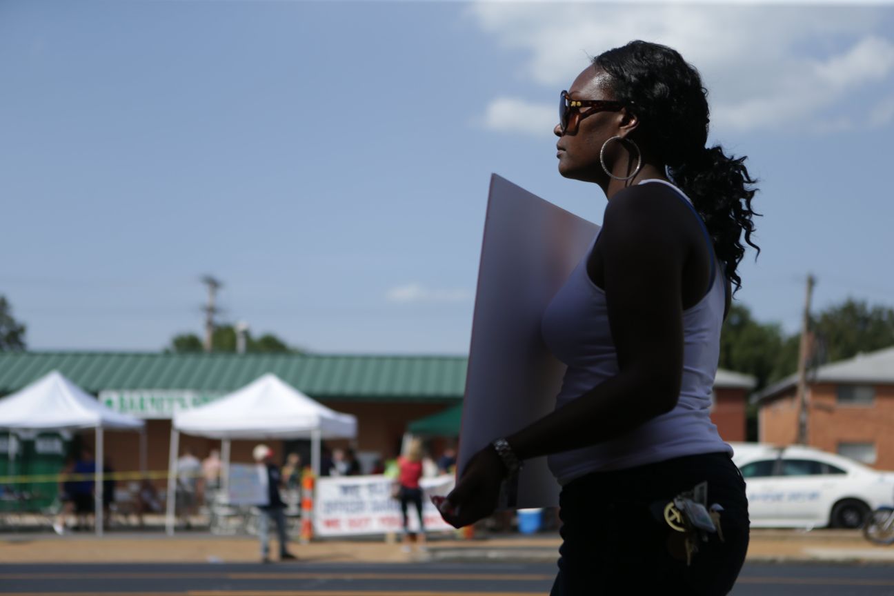 Support rally for Ferguson police officer Darren Wilson